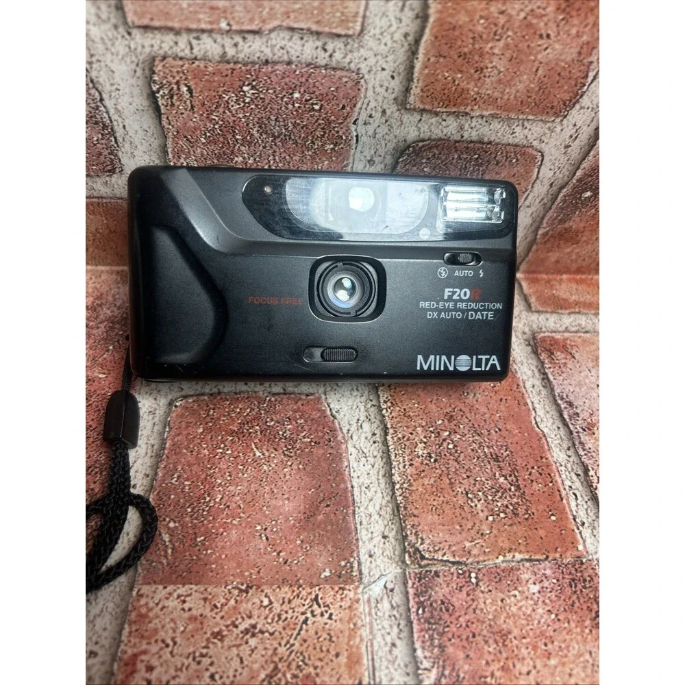 Minolta F20R Red-Eye Reduction Auto Focus 35mm Film Camera Untested For Parts